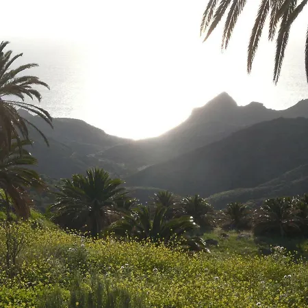 El Pirguan House, Your Oasis In La Gomera *